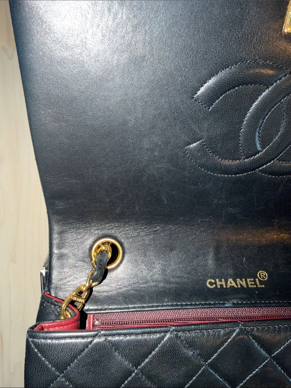 CHANEL Vintage Quilted Leather Shoulder Bag with Gold Chain and CC Turn-Lock